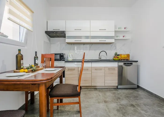 Lovely M&k In Peaceful Area - Apartmán *