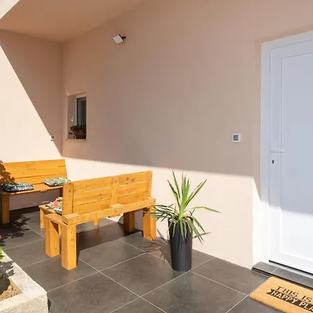 Lovely M&k In Peaceful Area - Apartment *