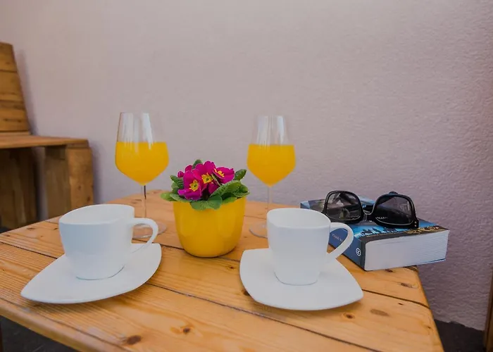 Lovely M&k In Peaceful Area -